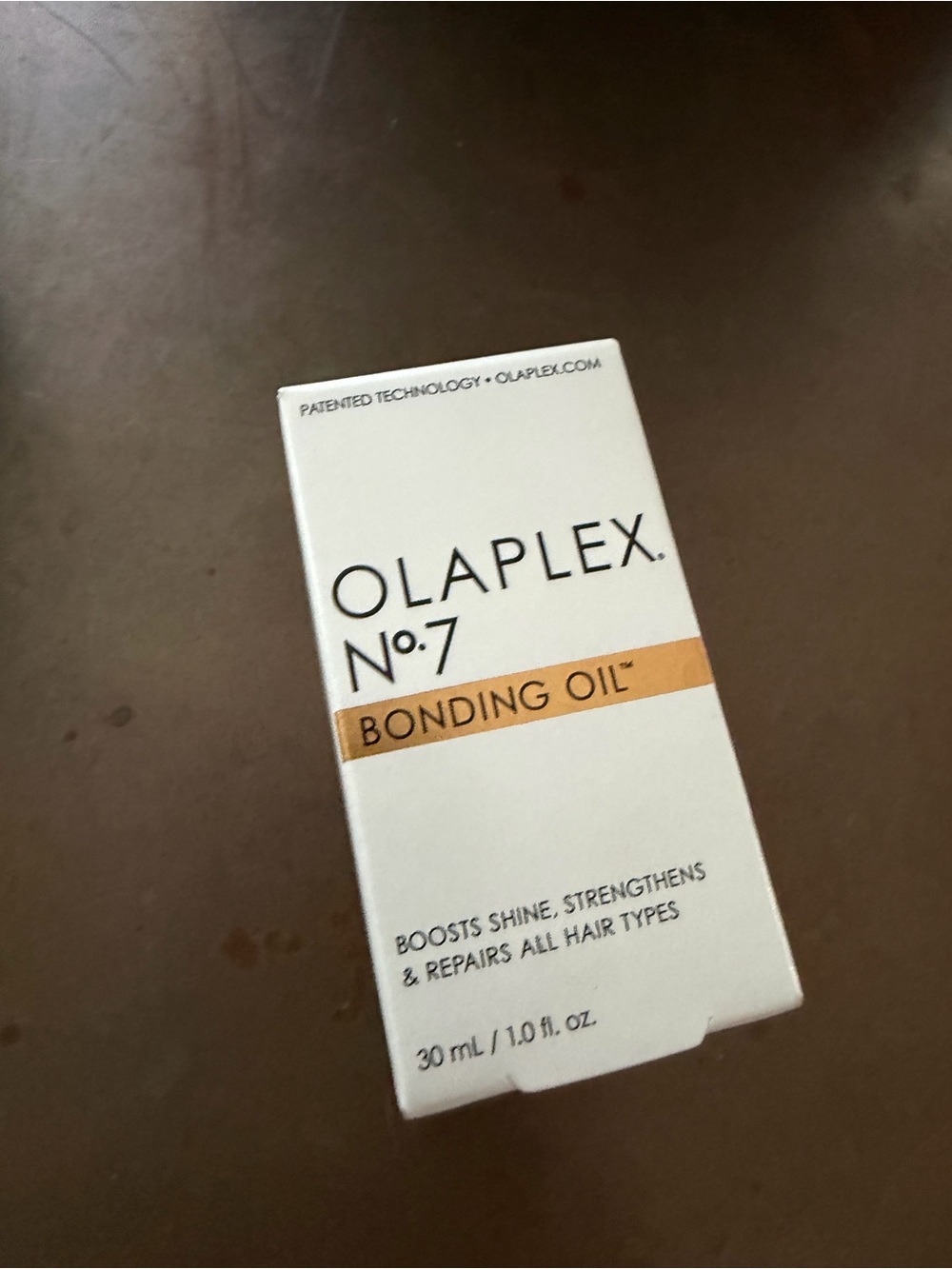 OLAPLEX No.7 Bonding Oil - White with Gold Accent